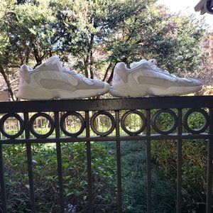 Adidas Yung-1 Cloud White sz 9